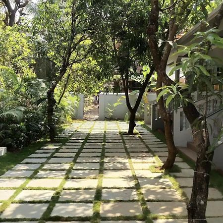 Tien B&B & Bistro Vagator Ngoại thất bức ảnh