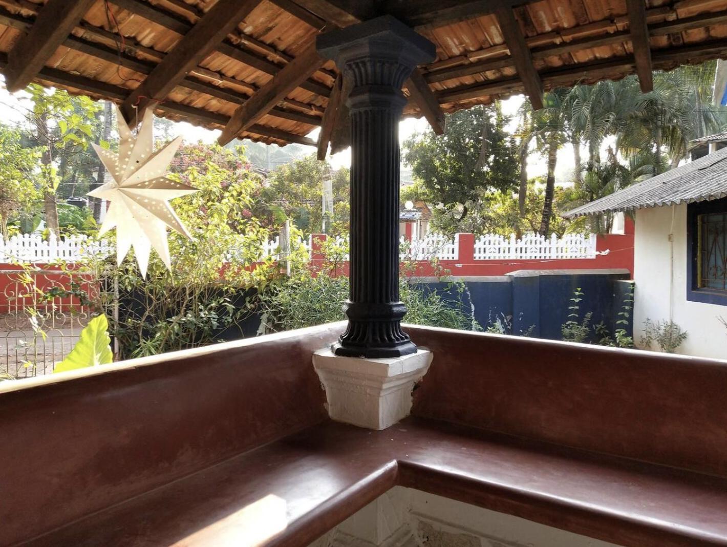 Tien B&B & Bistro Vagator Ngoại thất bức ảnh
